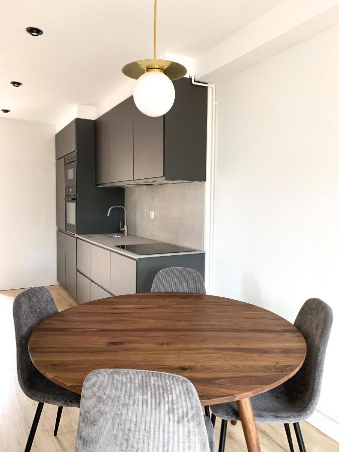 Acogedor Apartamento Con Terraza Y Parking Publico En Comillas Kültér fotó